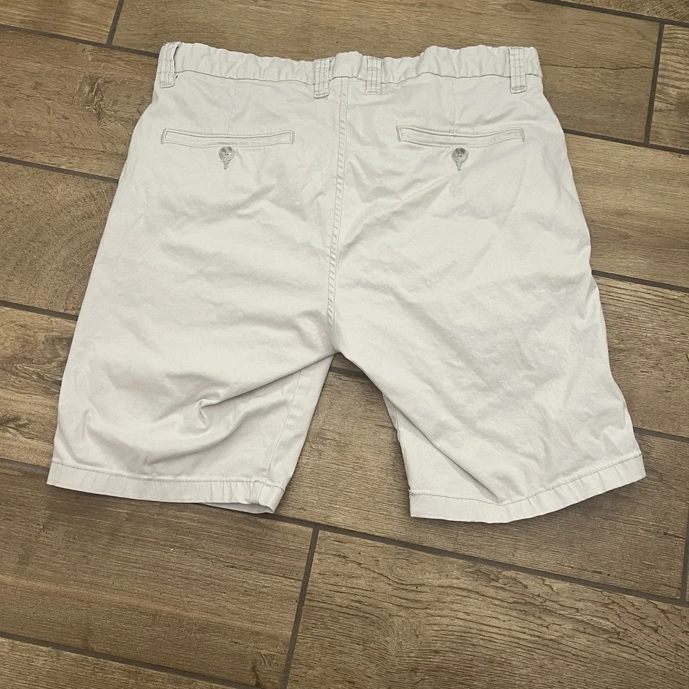 Men's White Chino Shorts Size 32 Inseam 9Cotton Matinique danish Slim Fit Casual